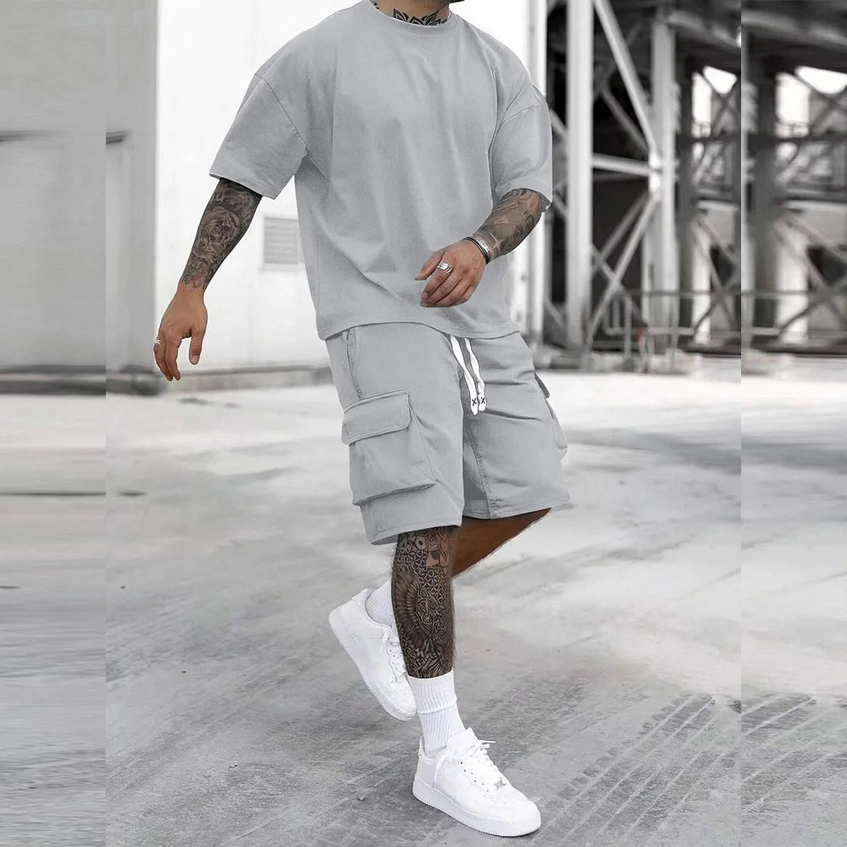 2-Piece Men's Casual Sports Summer Matching Set, T-Shirt+Multiple Pocket Workwear Shorts Clothing, Suitable for Outdoor Hiking, Fitness, and Travel.