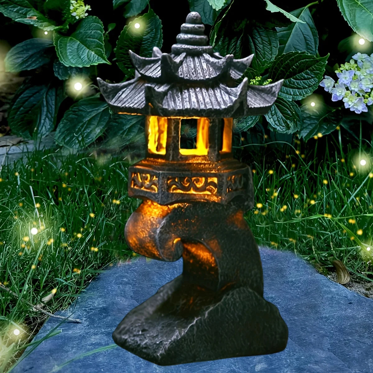 Outdoor Garden Solar Statue Light, Solar Pagoda Lantern Garden Statue, Solar Outdoor Zen Inspired Imitation Stone Palace Lantern Ornament, Zen Pagoda Lantern Garden Outdoor Statue, Decoration for Courtyard Landscape